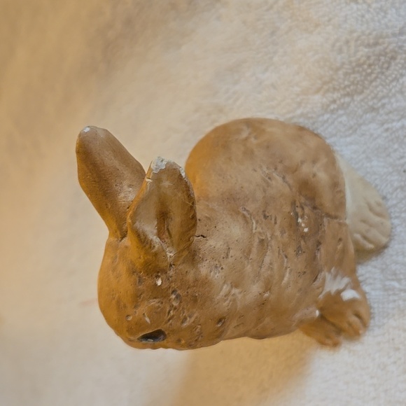 Vingtage Porcelain Rabbit - Picture 2 of 4